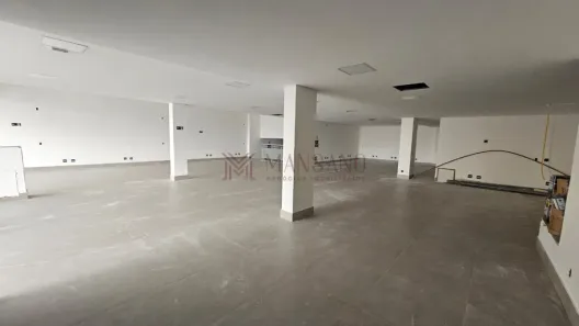 Sala Comercial para alugar, 350m² no Jardim Infante Dom Henrique, Bauru