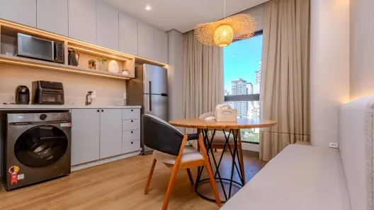 Apartamento com 1 Quarto à venda, 40m² no Meia Praia, Itapema