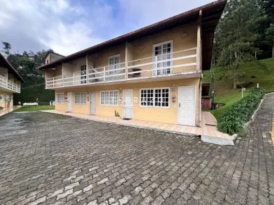 Casa de Condomínio com 2 Quartos à venda, 80m² no Bom Retiro, Teresópolis