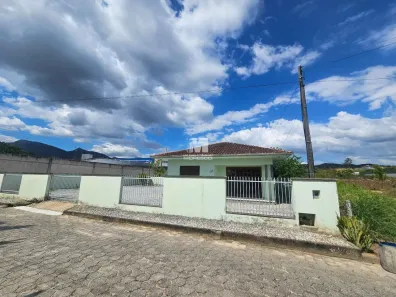 Casa com 3 Quartos à venda, 100m² no São Pedro, Guabiruba