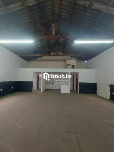 Galpão/Depósito/Armazém para alugar, 296m² no São Benedito, Uberaba