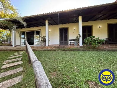 Casa com 4 Quartos para alugar, 240m² no Lagoa da Conceição, Florianópolis