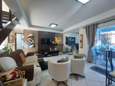 Casa de Condomínio com 3 Quartos à venda, 200m² no Recreio dos Bandeirantes, Rio de Janeiro