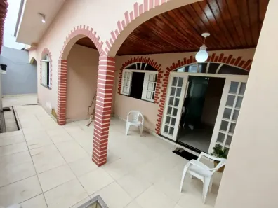 Casa com 3 Quartos à venda, 172m² no Alvorada, Manaus