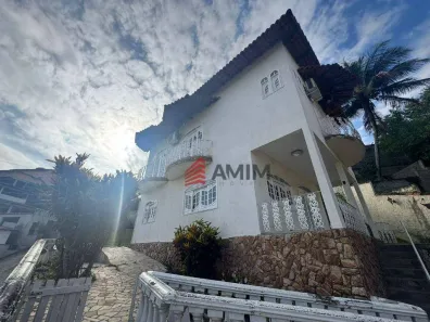 Casa de Condomínio com 3 Quartos à venda, 216m² no Zé Garoto, São Gonçalo