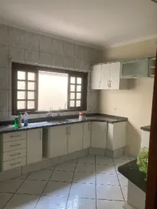 Casa com 3 Quartos à venda, 250m² no Vila Popular, Itapetininga