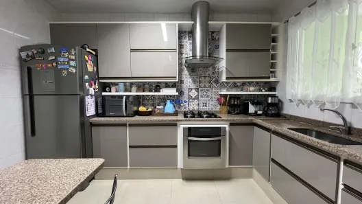 Sobrado com 3 Quartos à venda, 123m² no Boqueirão, Curitiba