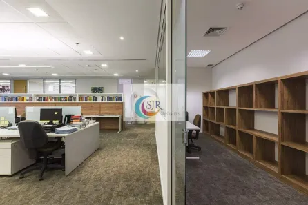 Sala Comercial para alugar, 561m² no Vila Nova Conceição, São Paulo
