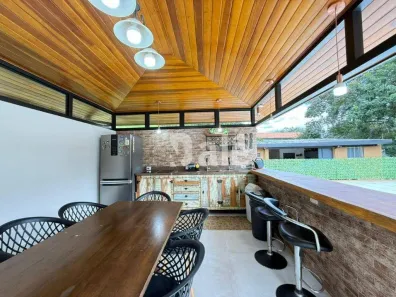 Fazenda/Sítio com 3 Quartos à venda, 350m² no Condomínio Villagio Fazendão, São José dos Campos