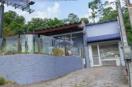 Casa com 3 Quartos para alugar, 164m² no Jardim Carvalho, Porto Alegre