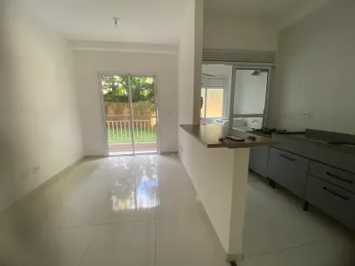 Apartamento com 2 Quartos para alugar, 46m² no Jardim Marilu, Carapicuíba