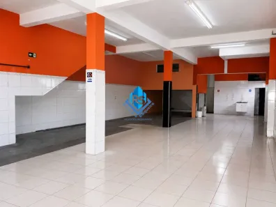Galpão/Depósito/Armazém para alugar, 240m² no Taboão, Diadema
