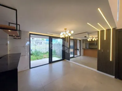 Casa de Condomínio com 3 Quartos para alugar, 194m² no Mário Quintana, Porto Alegre