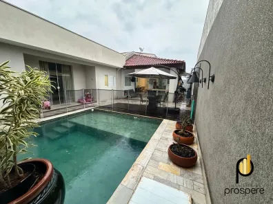 Casa com 3 Quartos à venda, 211m² no Parque Residencial Nosaki, Presidente Prudente