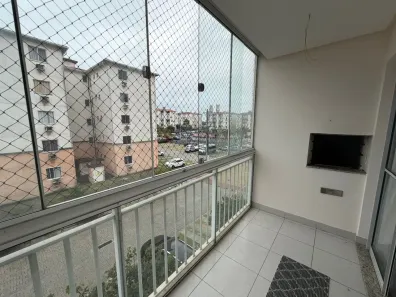 Apartamento com 3 Quartos para alugar, 70m² no Praia da Baleia, Serra