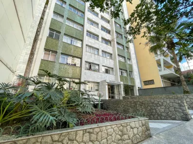 Apartamento com 3 Quartos à venda, 130m² no Centro, Juiz de Fora