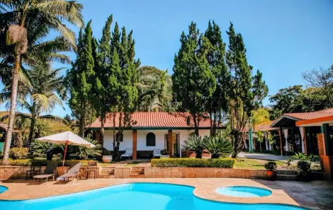 Fazenda/Sítio com 15 Quartos à venda, 1500m² no Mombaça, São Roque