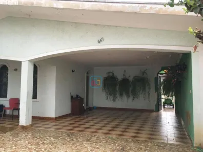 Casa com 3 Quartos à venda, 215m² no Santa Cruz, Americana