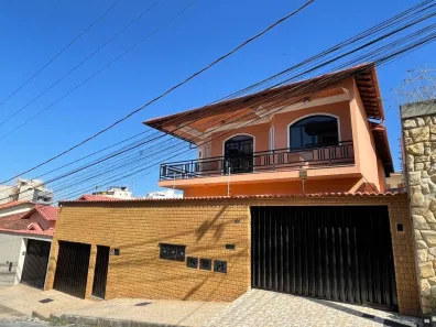 Casa com 3 Quartos à venda, 413m² no Teixeiras, Juiz de Fora