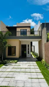 Casa com 4 Quartos à venda, 162m² no Guaribas, Eusébio
