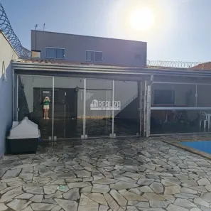 Casa com 1 Quarto à venda, 140m² no Jardim Espanha, Uberaba