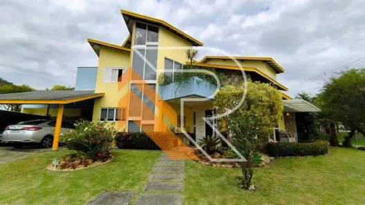 Casa de Condomínio com 4 Quartos à venda, 313m² no Piratininga, Niterói
