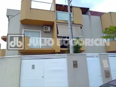 Casa de Condomínio com 3 Quartos à venda, 158m² no Taquara, Rio de Janeiro
