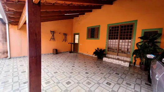 Casa com 4 Quartos à venda, 200m² no Granada, Uberlândia