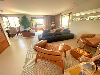 Apartamento com 3 Quartos à venda, 230m² no Moema, São Paulo