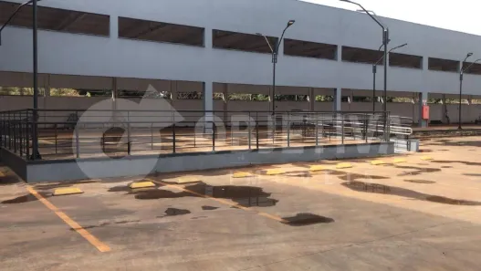 Ponto Comercial para alugar, 400m² no Chácaras Rancho Alegre, Uberlândia
