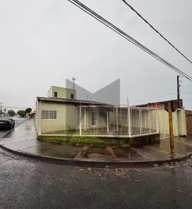 Casa com 3 Quartos à venda, 184m² no Parque Gramado II, Araraquara