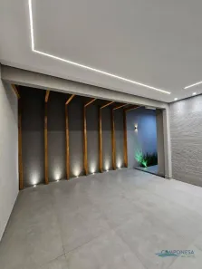 Casa com 3 Quartos à venda, 130m² no Parque Residencial Joaquim Toledo Piza, Londrina