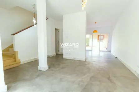 Casa com 3 Quartos para alugar, 120m² no Vila Cordeiro, São Paulo