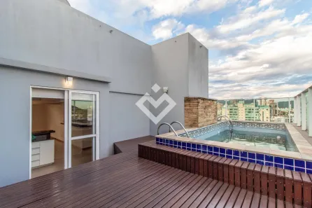 Cobertura com 4 Quartos para alugar, 352m² no Centro, Santa Maria