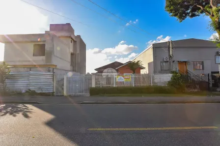 Lote/Terreno à venda, 200m² no Guaíra, Curitiba