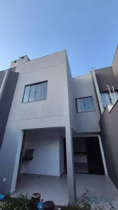 Casa com 3 Quartos à venda, 120m² no Jardim Colúmbia D, Londrina