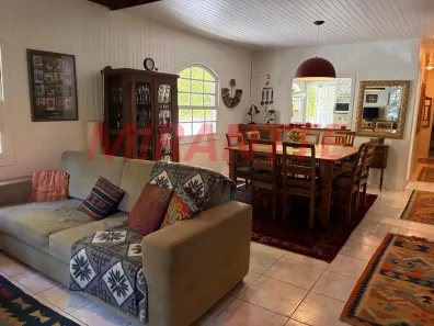 Casa de Condomínio com 3 Quartos à venda, 195m² no Caraguatá, Mairiporã