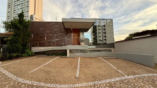 Prédio Comercial para alugar, 381m² no Cidade Jardim, Piracicaba