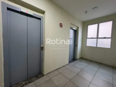 Apartamento com 2 Quartos à venda, 40m² no Jardim Karaíba, Uberlândia