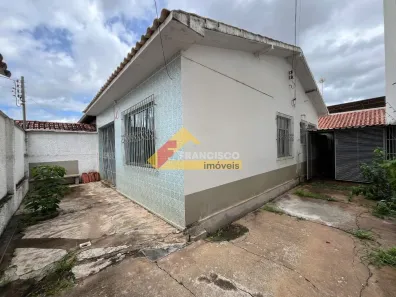 Imóvel Comercial com 4 Quartos para alugar, 150m² no Vila Belo Horizonte, Divinópolis