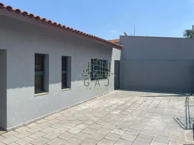 Casa com 3 Quartos à venda, 131m² no Vila São Pedro, Americana