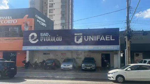 Imóvel Comercial com 3 Quartos para venda ou aluguel, 311m² no Setor Oeste, Goiânia