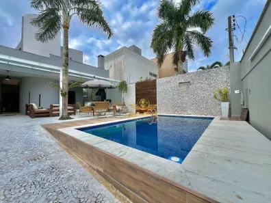 Casa com 5 Quartos à venda, 279m² no Jardim Virgínia, Guarujá
