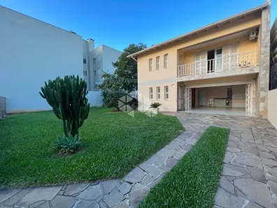 Casa com 5 Quartos à venda, 321m² no Centro, Santa Cruz do Sul