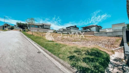 Lote/Terreno à venda, 600m² no Condomínio Residencial Colinas do Paratehy, São José dos Campos