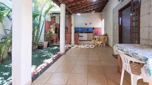Casa com 3 Quartos à venda, 200m² no Independência, Ribeirão Preto