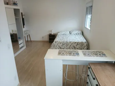 Apartamento com 1 Quarto para alugar, 24m² no Sé, São Paulo
