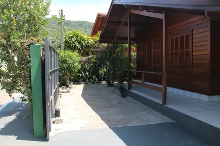 Casa com 3 Quartos para alugar, 120m² no Lagoa da Conceição, Florianópolis