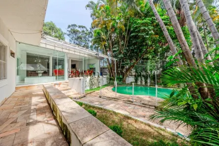 Sobrado com 3 Quartos à venda, 292m² no Jardim Everest, São Paulo