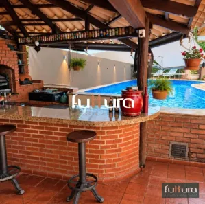 Casa com 4 Quartos à venda, 285m² no Goiânia 2, Goiânia